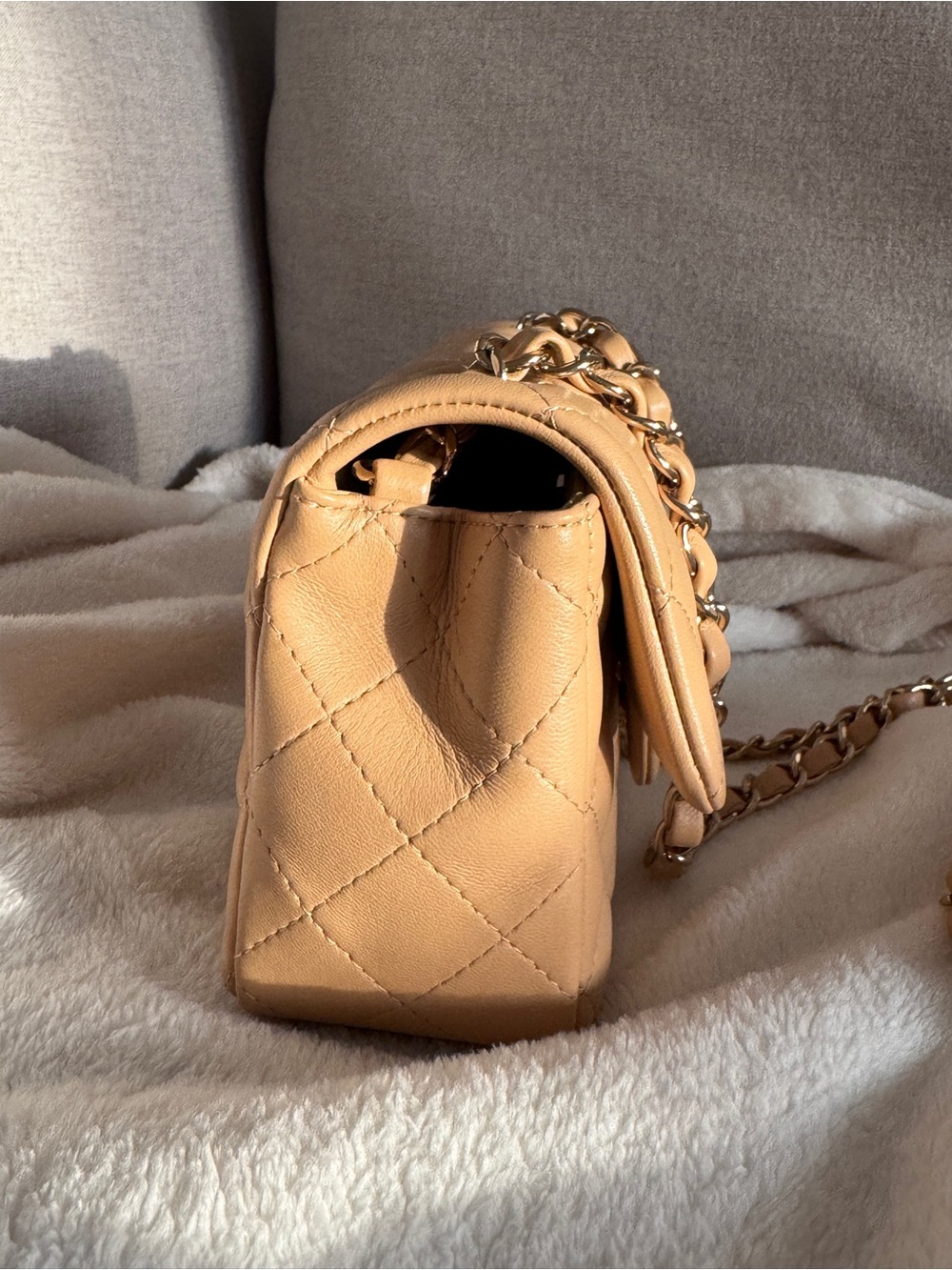 authentic CHANEL mini flap bag in beige excellent condition - Picture 5 of 16